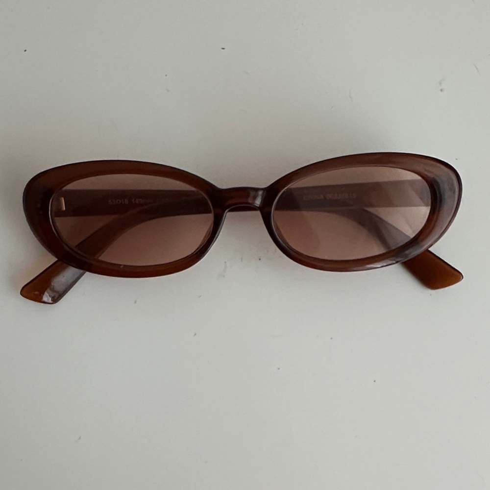 Chic Orange Oval Sunglasses
